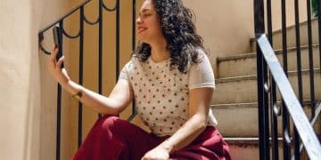 Redes Sociales y Moda en España: Impacto en Decisiones de Compra - Cover Image