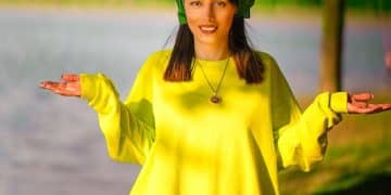Moda y bienestar: Cómo la ropa influye en tu ánimo y qué tejidos son mejores - Cover Image