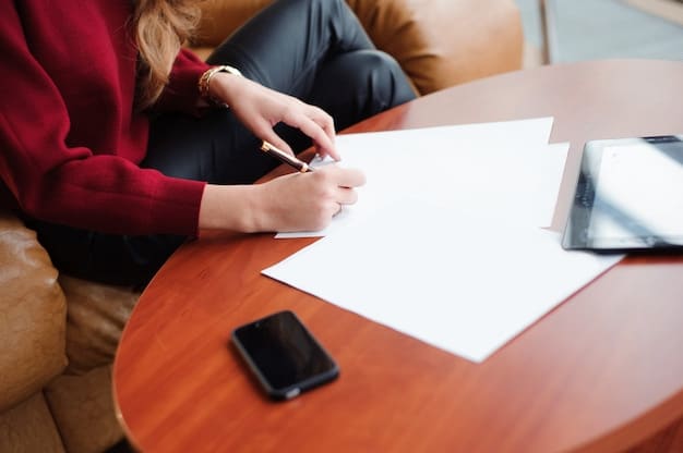 Close-up of hands filling out an official application form for the Bono Social Eléctrico, with a pen and supporting documents on a desk. The focus is on the paperwork and the act of applying.